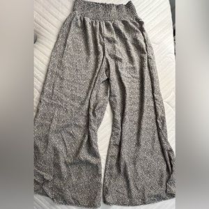 Black and white pants